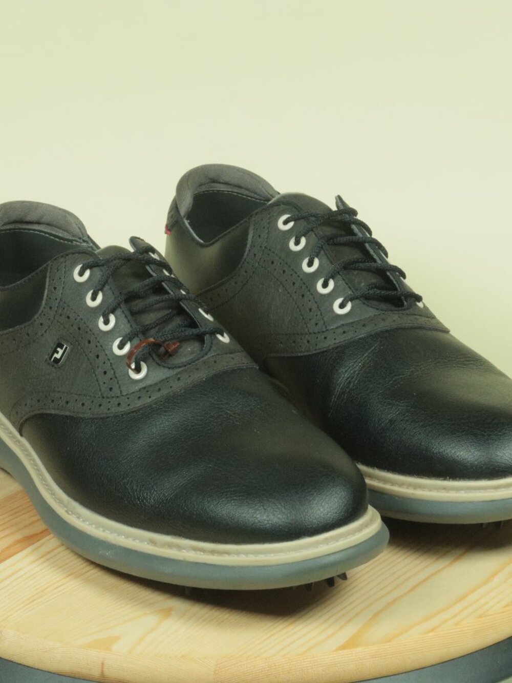 FootJoy Traditions Golf Shoes Mens 12 Black PTB Blucher New Spikes